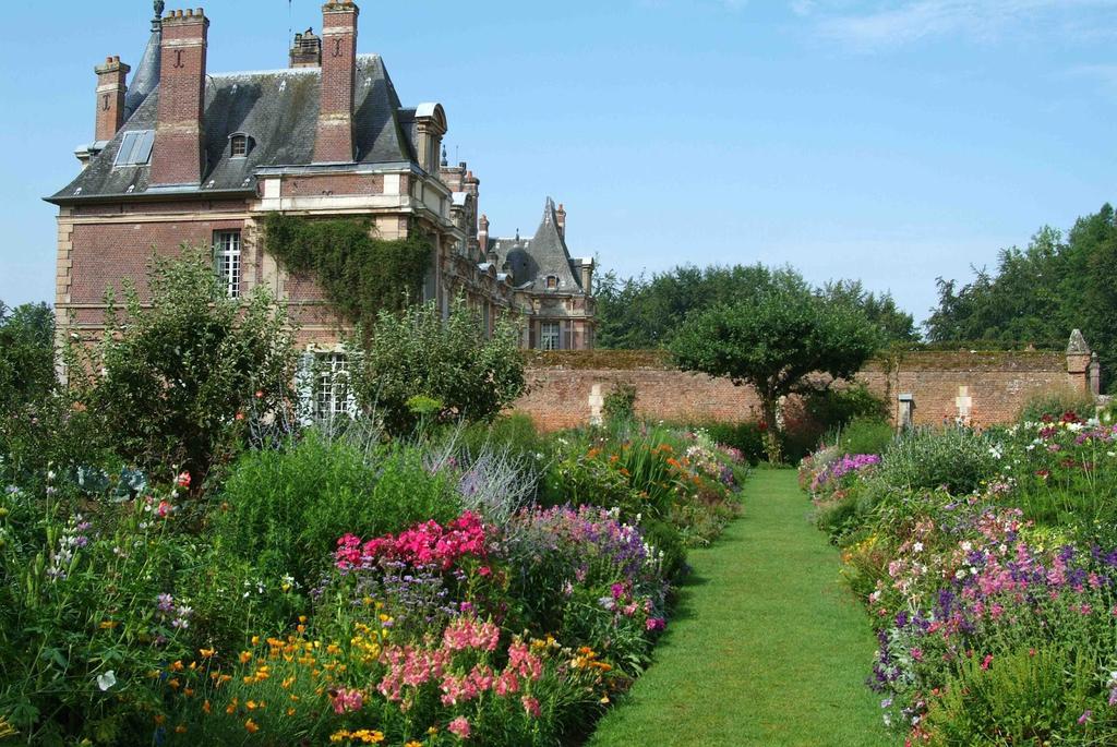 米洛美思城堡酒店 Tourville-sur-Arques 外观 照片